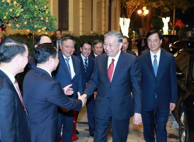 Thủ đô Hà Nội: Khí thế mới - Tư duy mới - Thắng lợi mới - ảnh 2