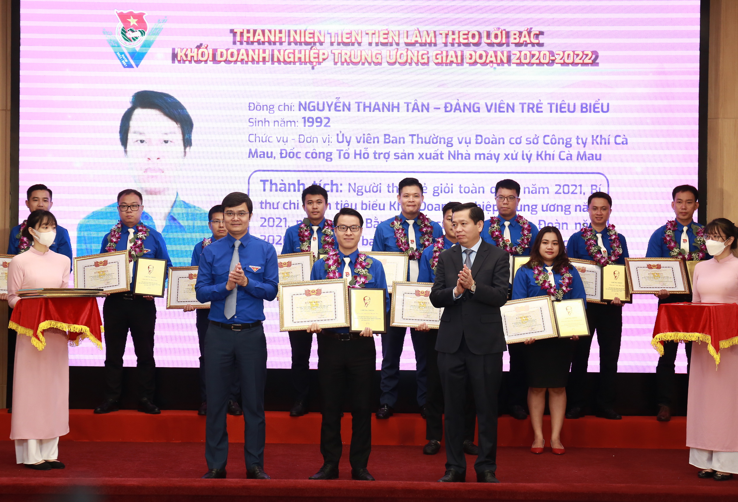 Cán bộ Đoàn KCM được tuyên dương thanh niên tiên tiến làm theo lời Bác khối DNTW (2020-2022) - ảnh 3