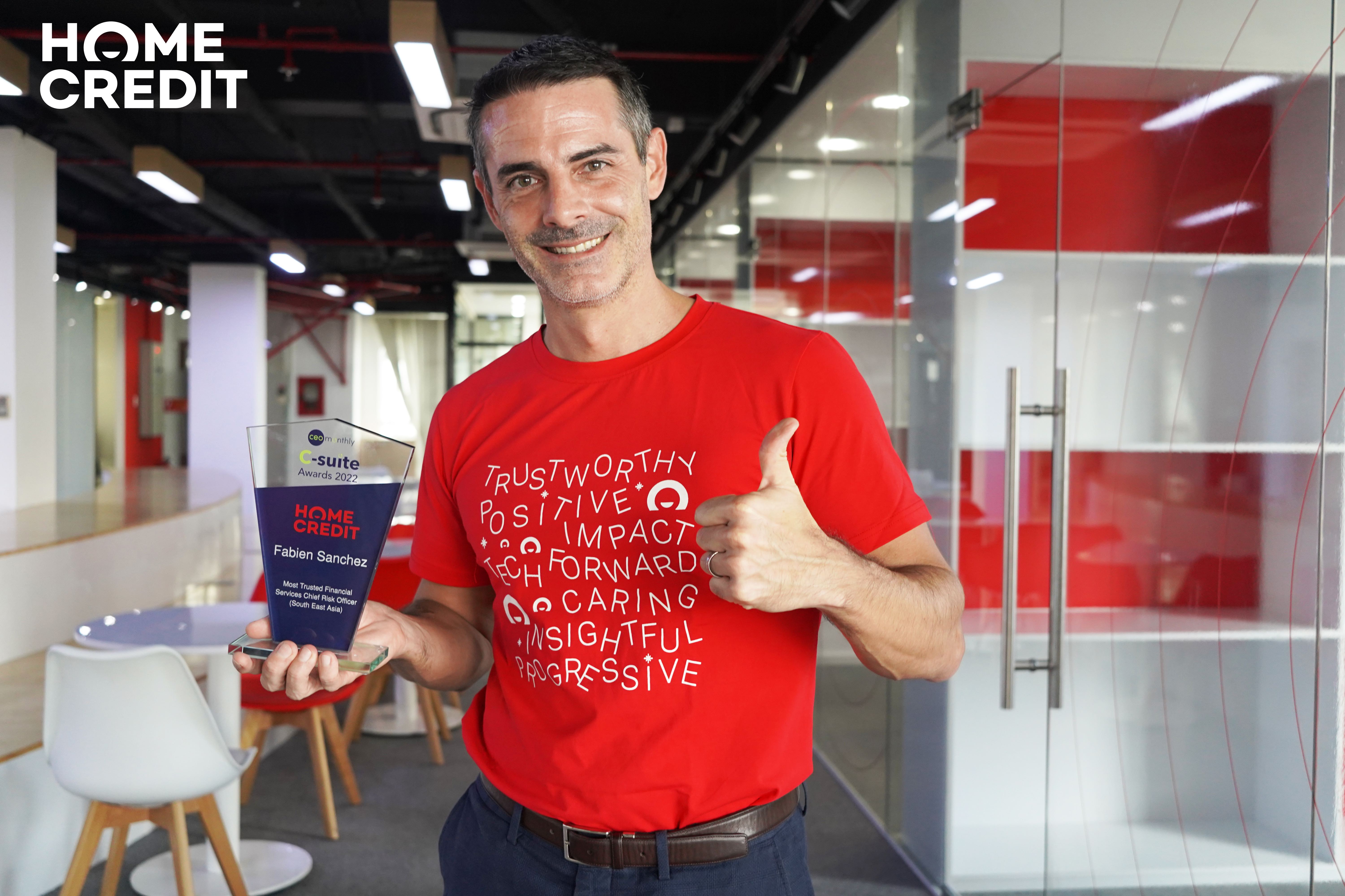 Giám đốc quản lý rủi ro Home Credit Việt Nam vinh dự đạt giải thưởng C-Suite Award - ảnh 1