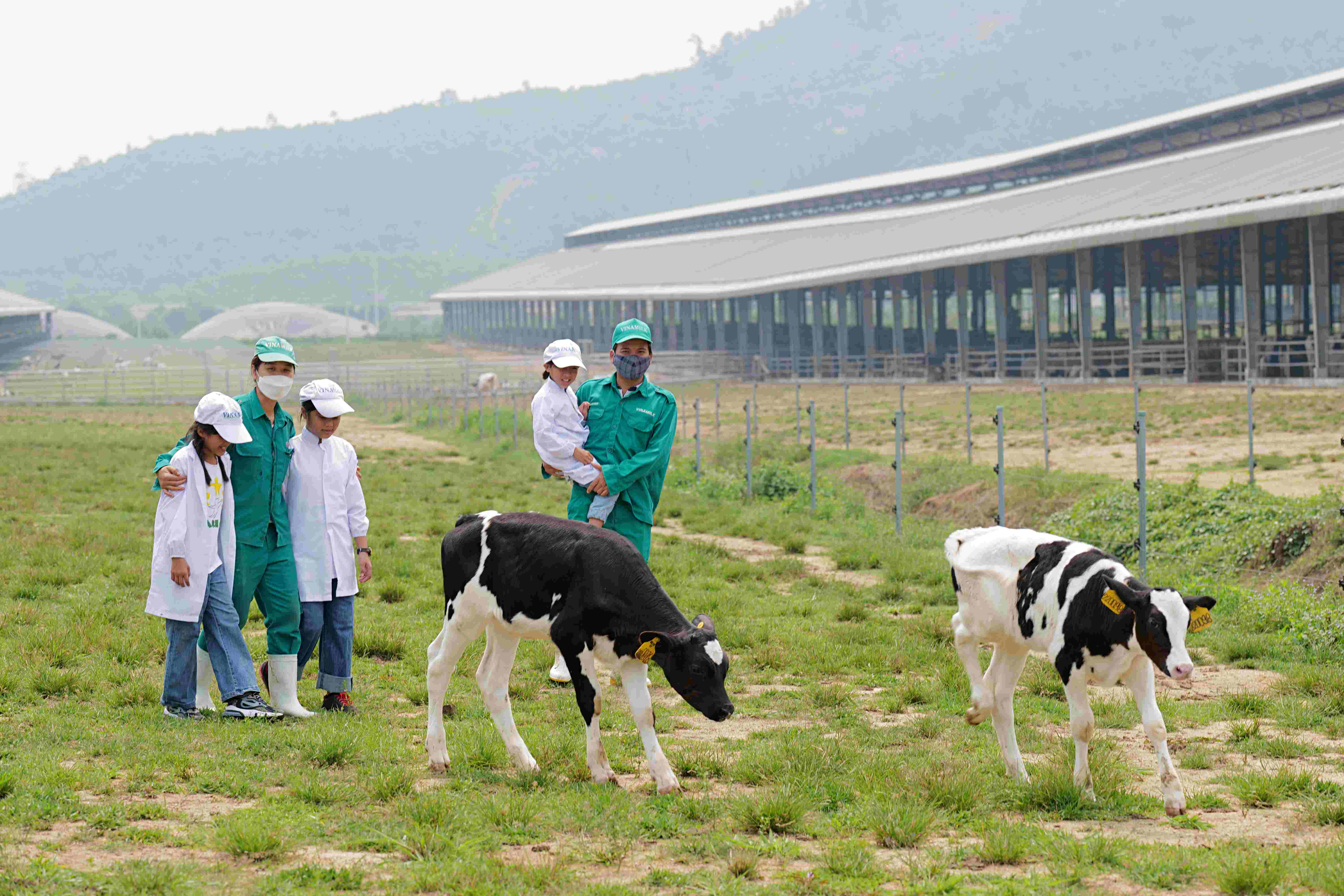 Vinamilk và Quỹ sữa Vươn cao Việt Nam tổ chức nhiều hoạt động đồng hành nhân dịp 15 thành lập - ảnh 5