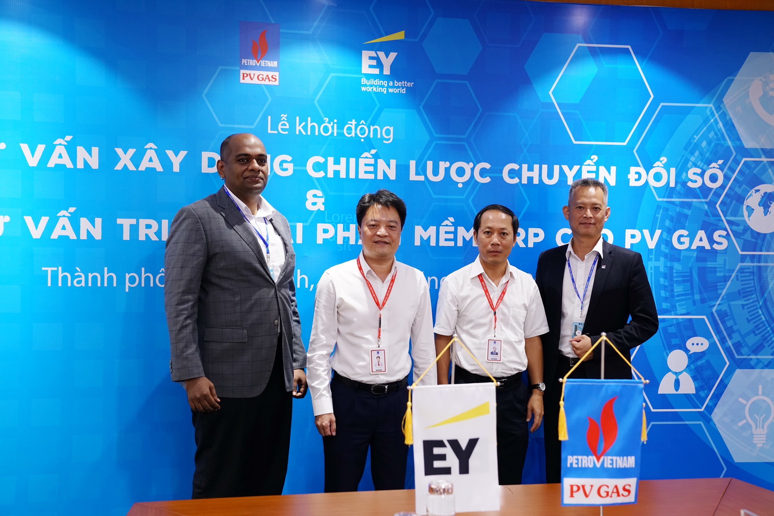 PV Gas khởi động dự án tư vấn chiến lược chuyển đổi số và tư vấn triển khai phần mềm ERP - ảnh 2