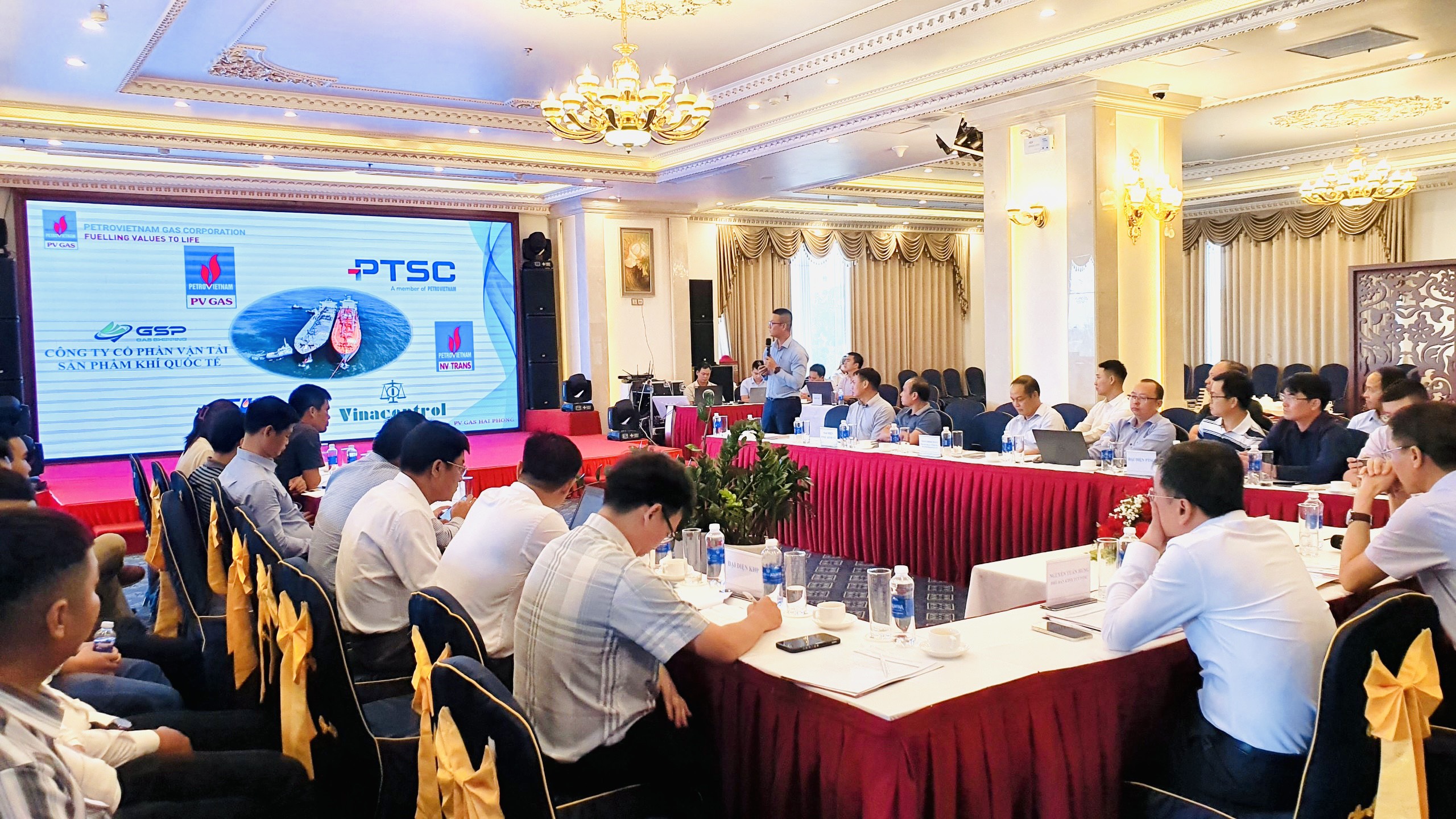 Hội thảo “Công tác phối hợp tiếp nhận và khai thác kho LPG nổi Viet Dragon 68” - ảnh 1