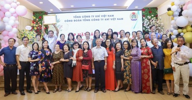 PV GAS tổ chức gặp mặt cán bộ hưu trí nhân Ngày Quốc tế Người cao tuổi 1/10 - ảnh 3