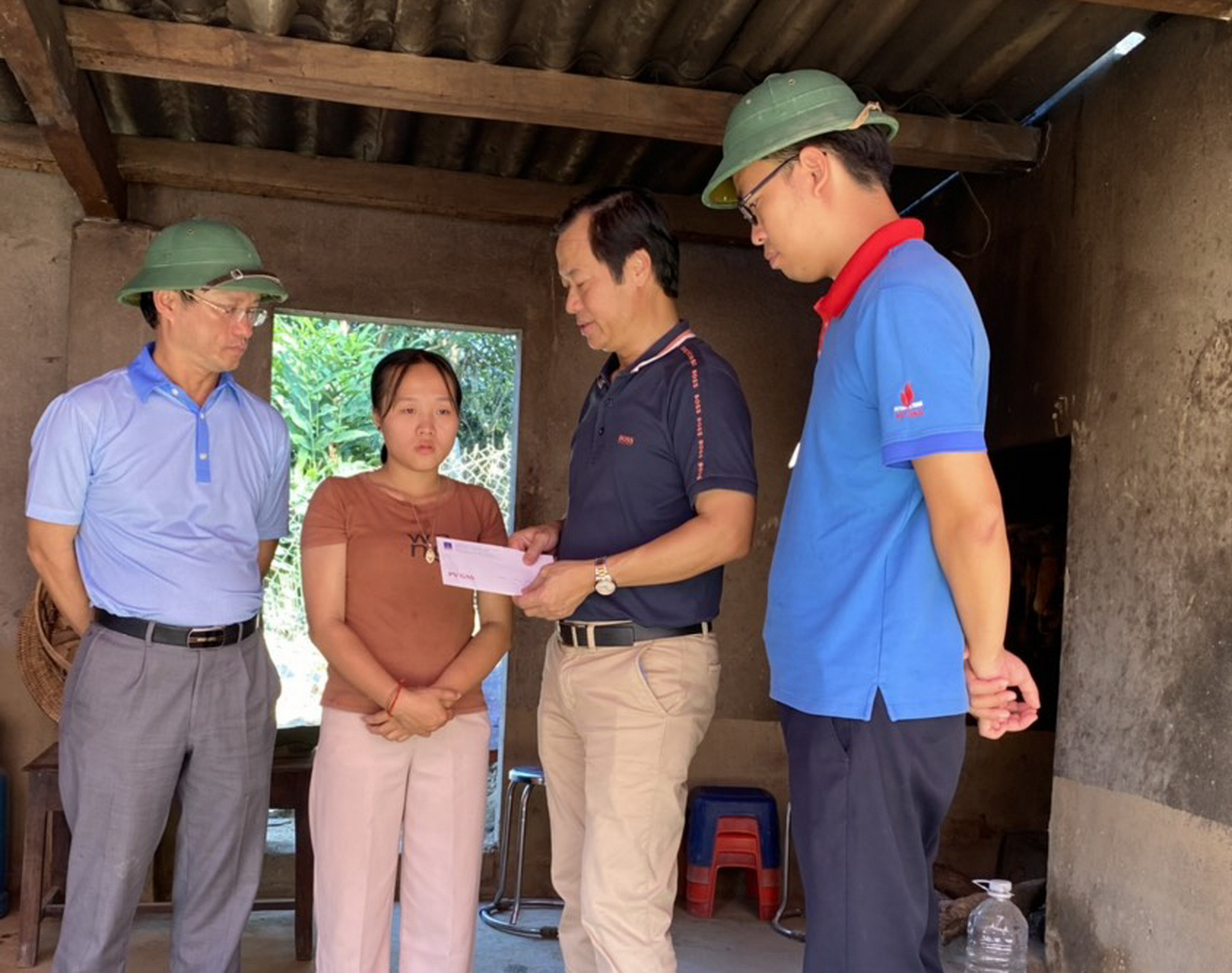PV GAS ủng hộ hơn 300 triệu đồng