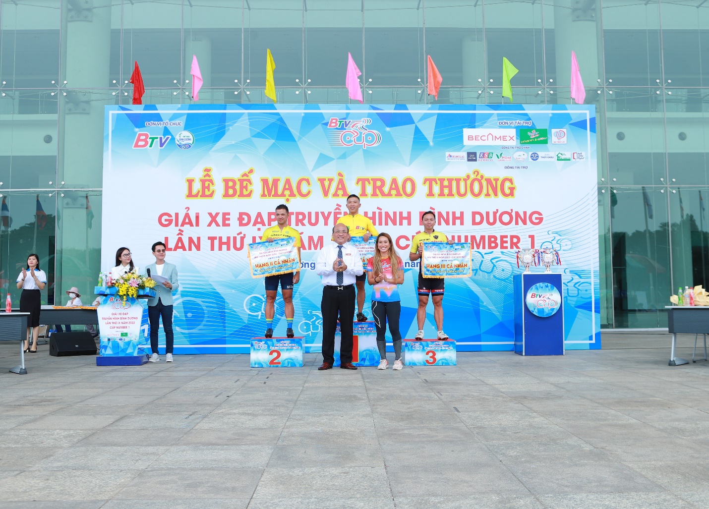 Giải xe đạp Truyền hình Bình Dương lần thứ IX năm 2022 Cúp Number 1 và chặng đua xác định thứ hạng - ảnh 2