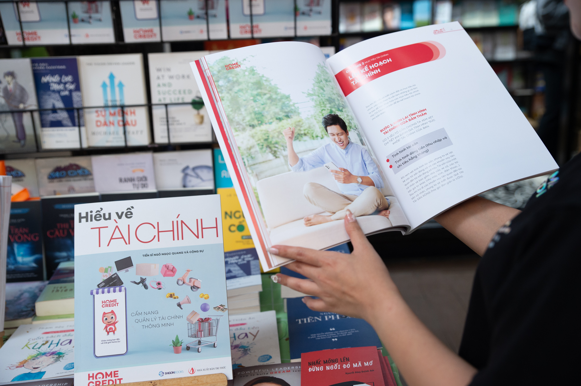 “Hiểu về tài chính” – Cẩm nang quản lý tài chính cá nhân thông minh cho giới trẻ - ảnh 2