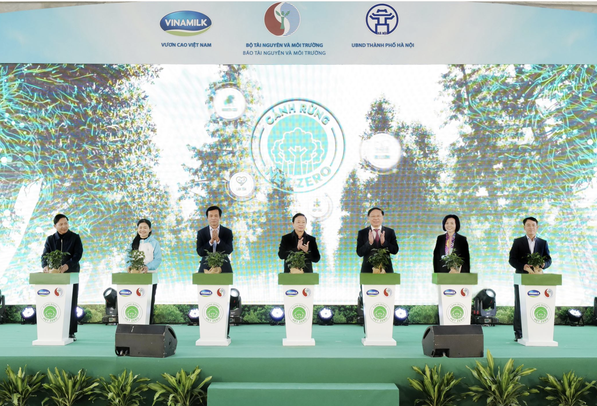 Dự án trồng cây hướng đến Net Zero Carbon của Vinamilk - ảnh 1