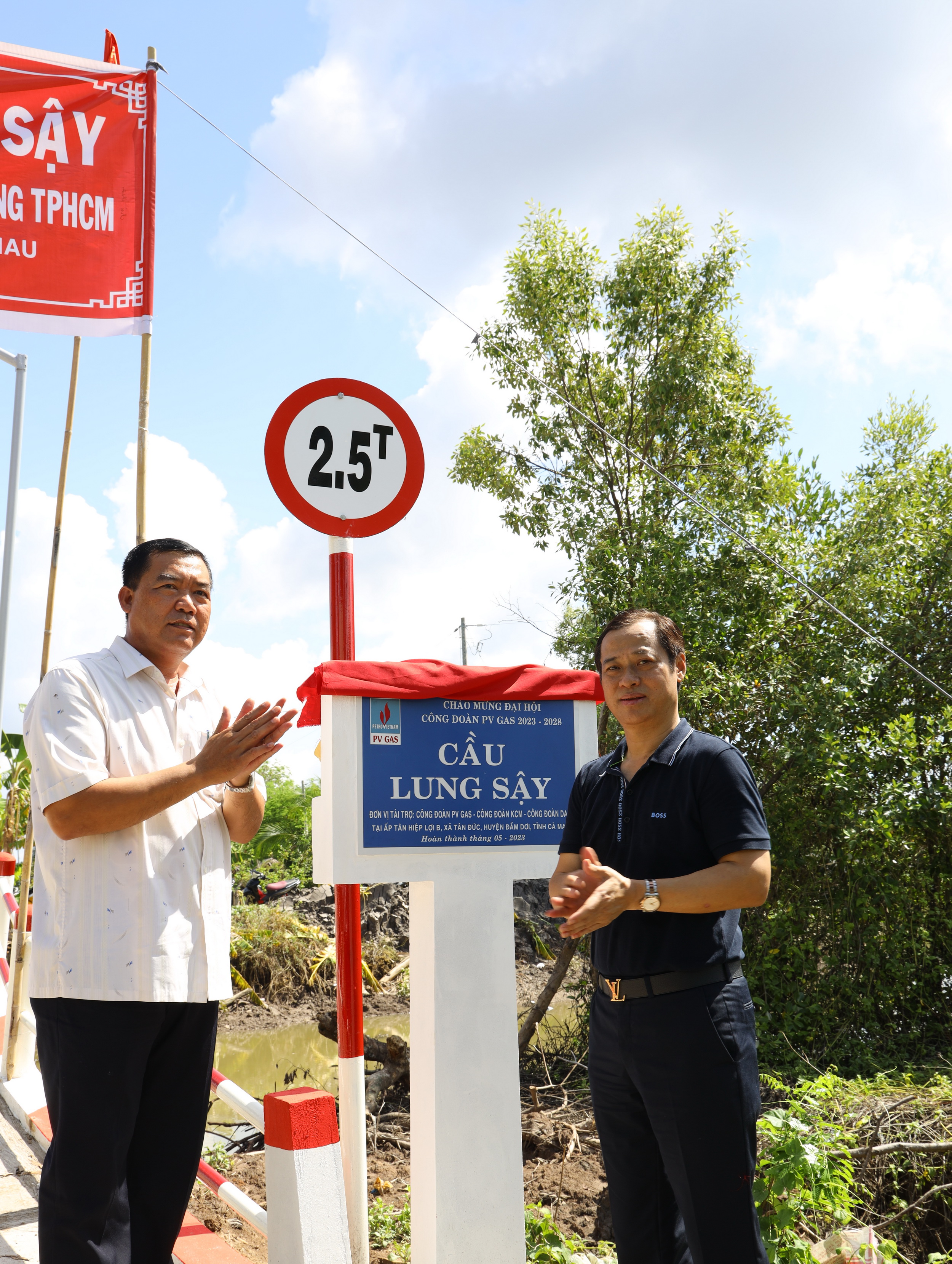 PV GAS khánh thành Cầu Lung Sậy - Cây cầu nối nhịp bờ vui - ảnh 3