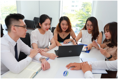 Vinamilk dẫn đầu Top 100 Nhà tuyển dụng được yêu thích nhất năm 2022 của CareerBuilder - ảnh 2