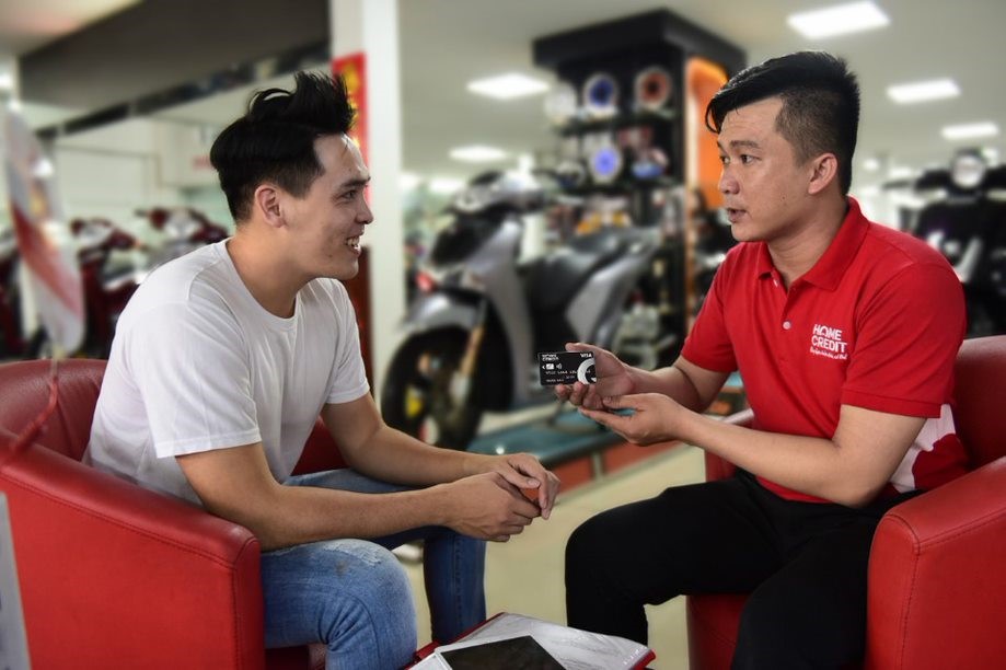 Home Credit đưa chiến lược ESG lên một tầm cao mới trong Báo cáo phát triển bền vững 2022 - ảnh 3