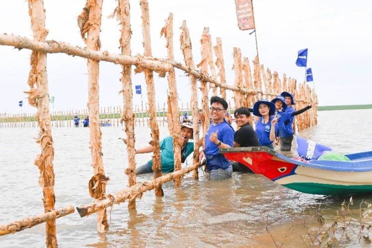 Đẩy mạnh dự án “Cánh rừng NET ZERO”, VINAMILK khoanh nuôi tái sinh 25ha rừng ngập mặn Cà Mau - ảnh 8