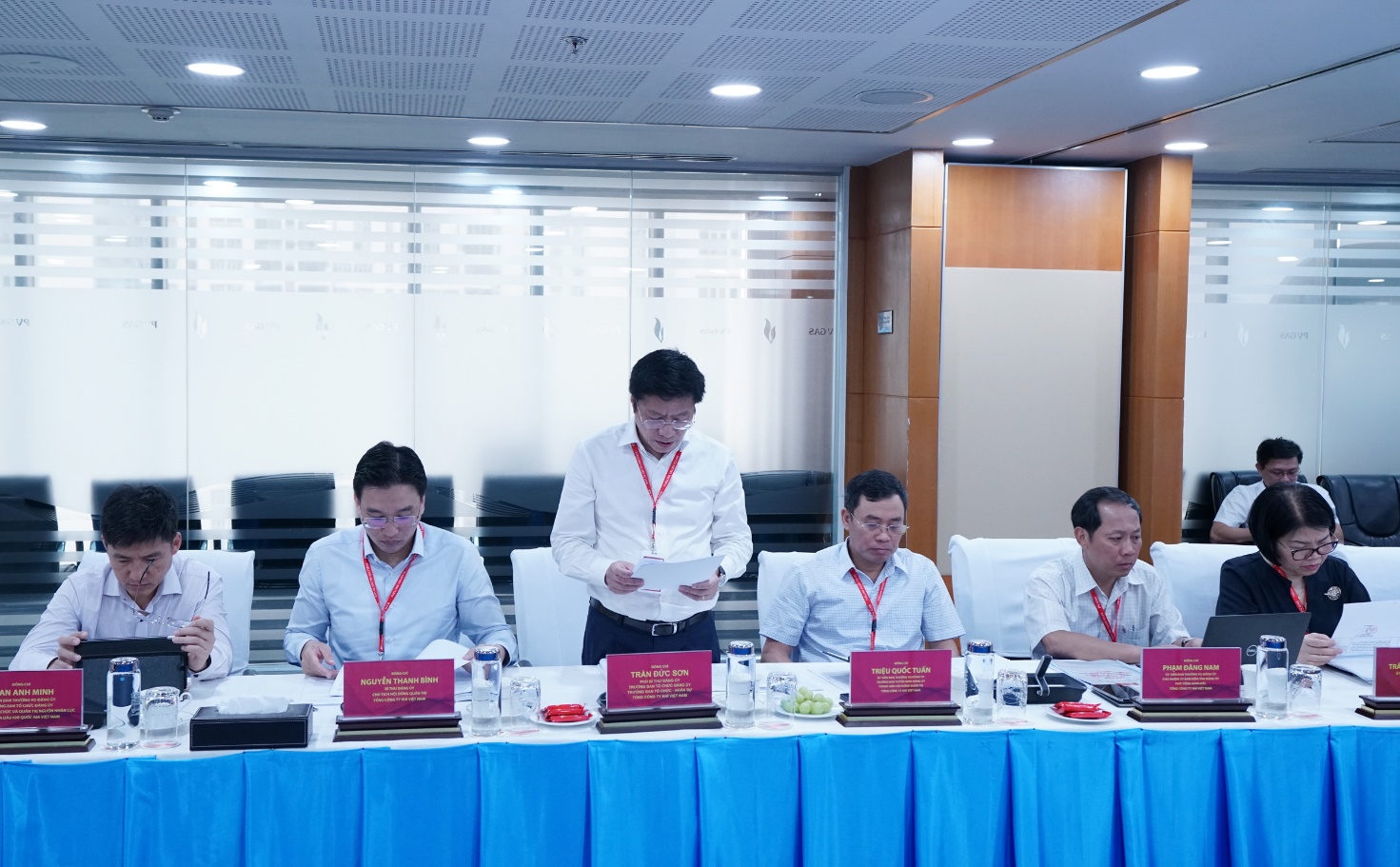 Ban Thường vụ Đảng ủy Khối Doanh nghiệp Trung ương thực hiện giám sát chuyên đề đối với Đảng ủy, Ban Thường vụ Đảng ủy PV GAS - ảnh 2