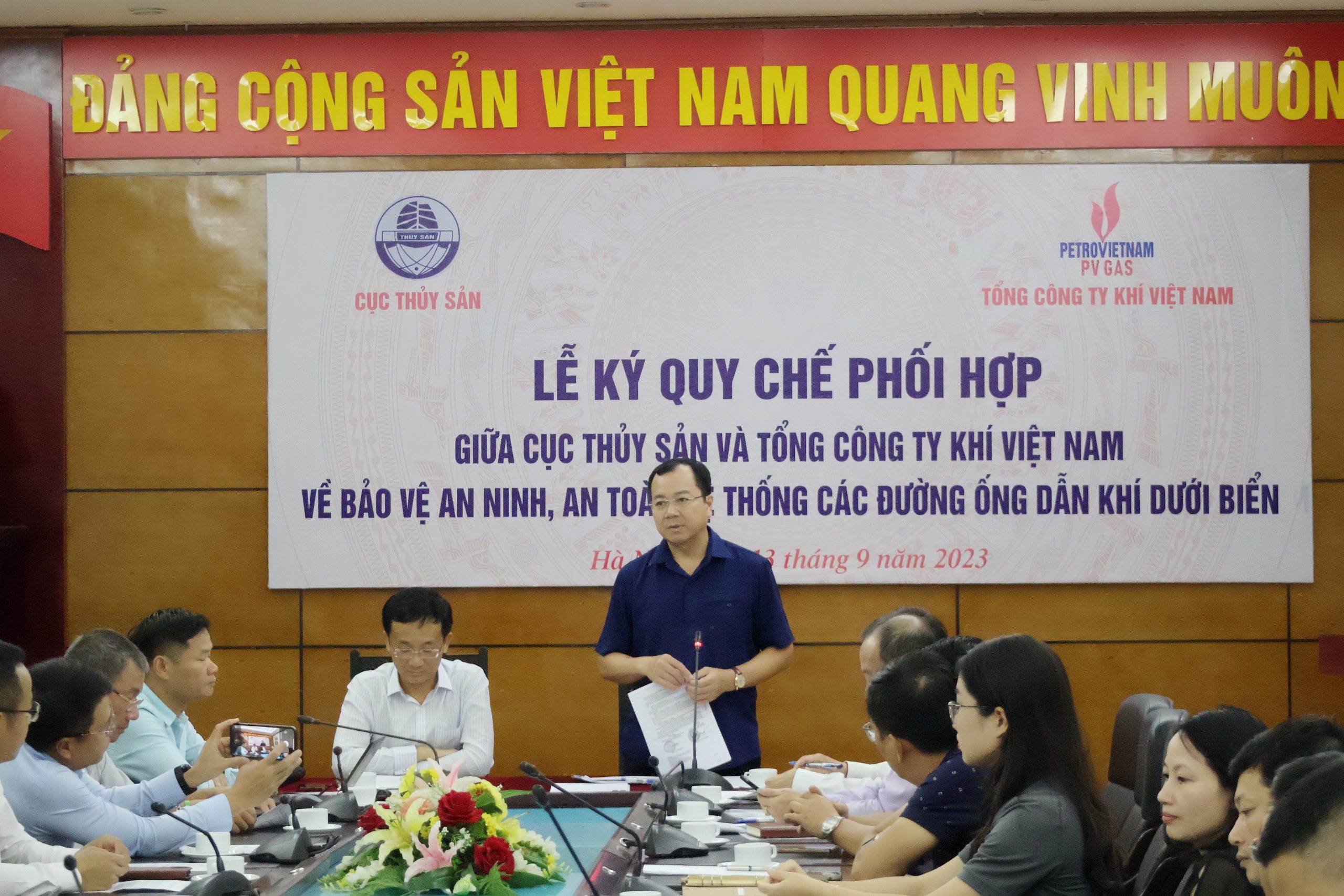 PV GAS phối hợp với Cục Thủy sản bảo vệ an ninh, an toàn hệ thống các đường ống dẫn khí dưới biển - ảnh 2