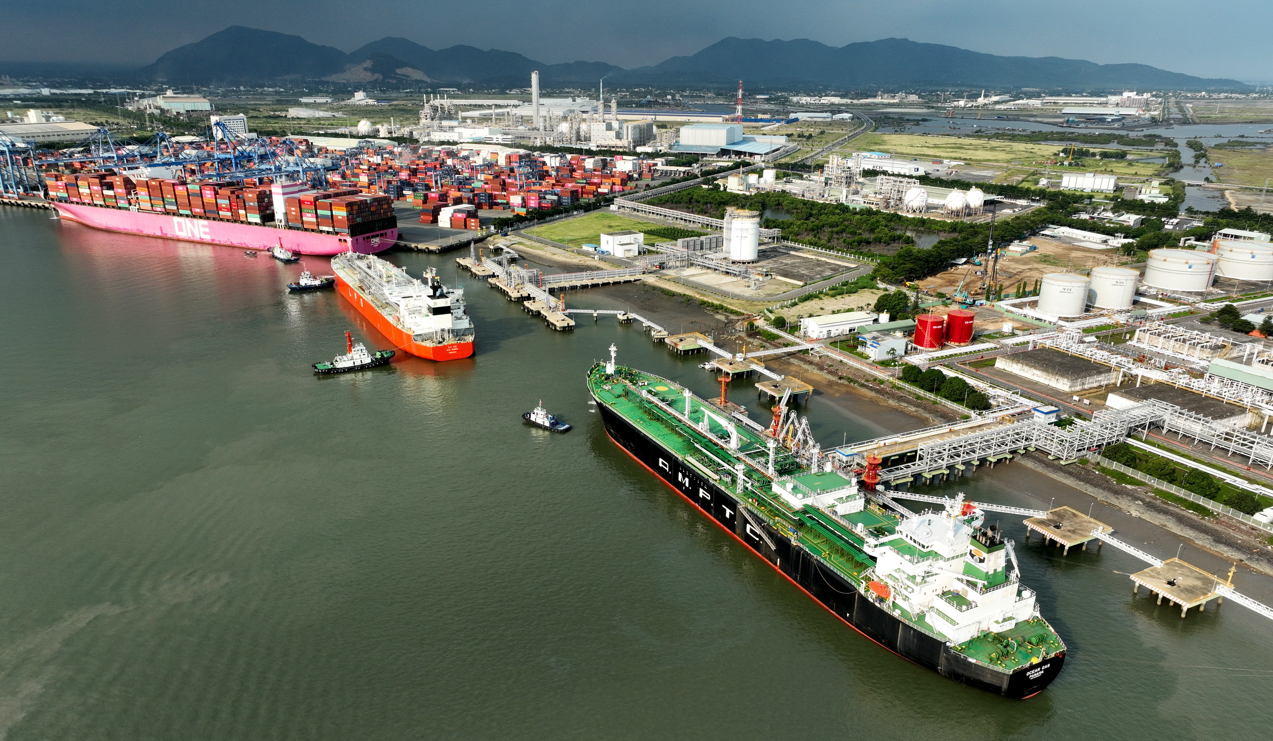 Tổng công ty Khí Việt Nam tiếp tục giữ thứ hạng cao trong Bảng xếp hạng PROFIT500 năm 2023 - ảnh 1
