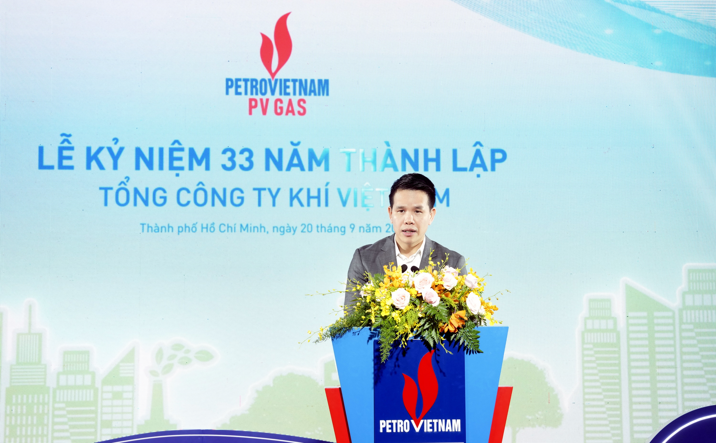 Lễ kỷ niệm 33 năm thành lập PV GAS: Lan tỏa ý chí phát triển “Hành trình năng lượng xanh” - ảnh 1