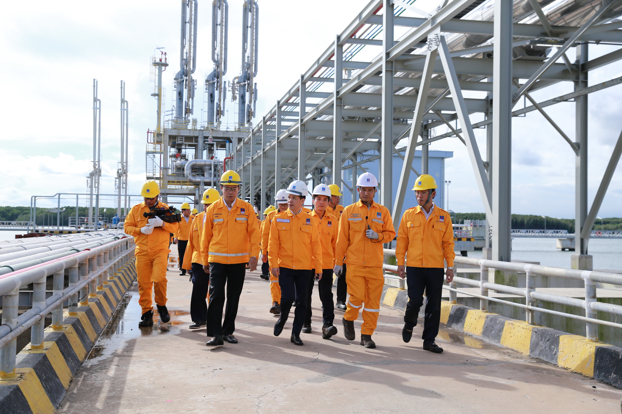 LNG “đắt khách” như thế nào trên thế giới? - ảnh 2