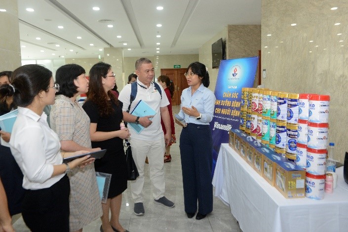 Có nên cho người bệnh nhịn ăn trước và sau khi phẫu thuật? - ảnh 2