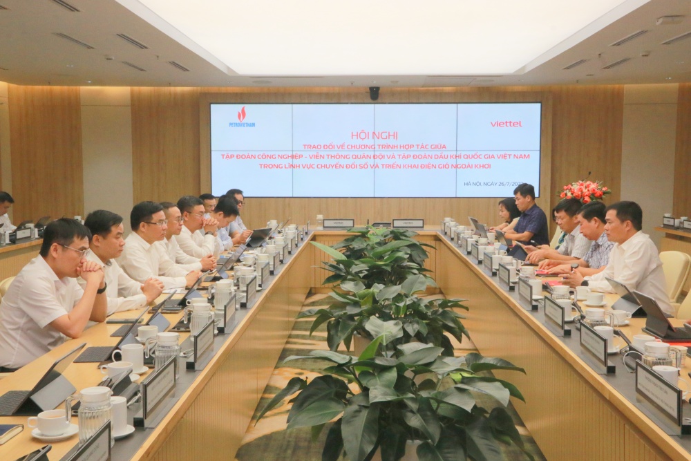 Petrovietnam và Viettel trao đổi hợp tác về lĩnh vực chuyển đổi số và triển khai điện gió ngoài khơi Petrovietnam và Viettel trao đổi hợp tác về lĩnh vực chuyển đổi số và triển khai điện gió ngoài khơi