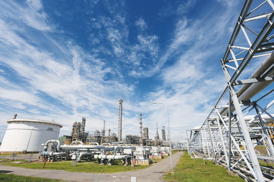 Petrovietnam nỗ lực duy trì nhịp độ cao trong SXKD, kiên định với mục tiêu tăng trưởng - ảnh 9