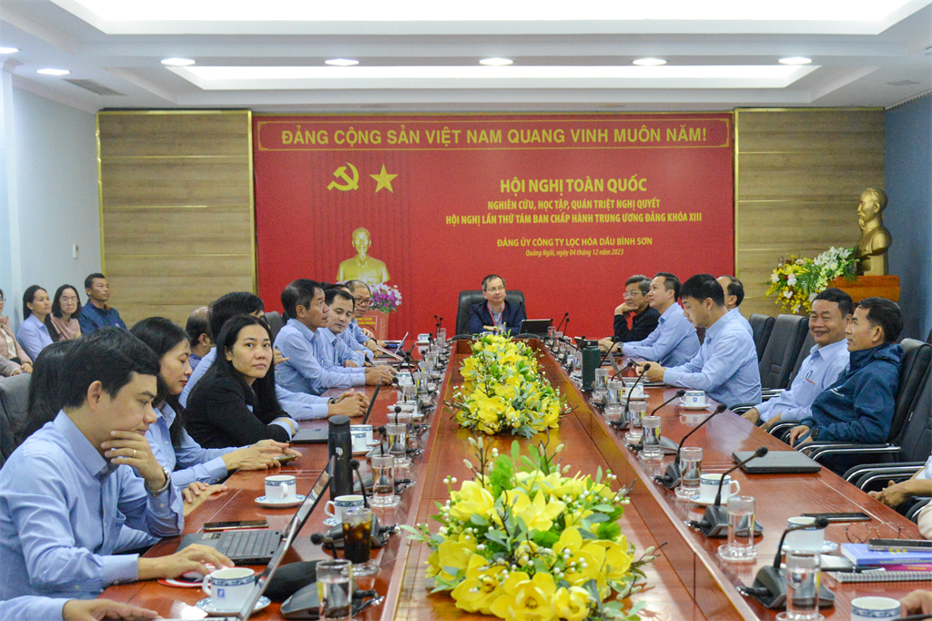 Đảng bộ Công ty Lọc hóa dầu Bình Sơn 15 năm xây dựng và phát triển cùng Đảng bộ Tập đoàn Dầu khí Quốc gia - ảnh 5