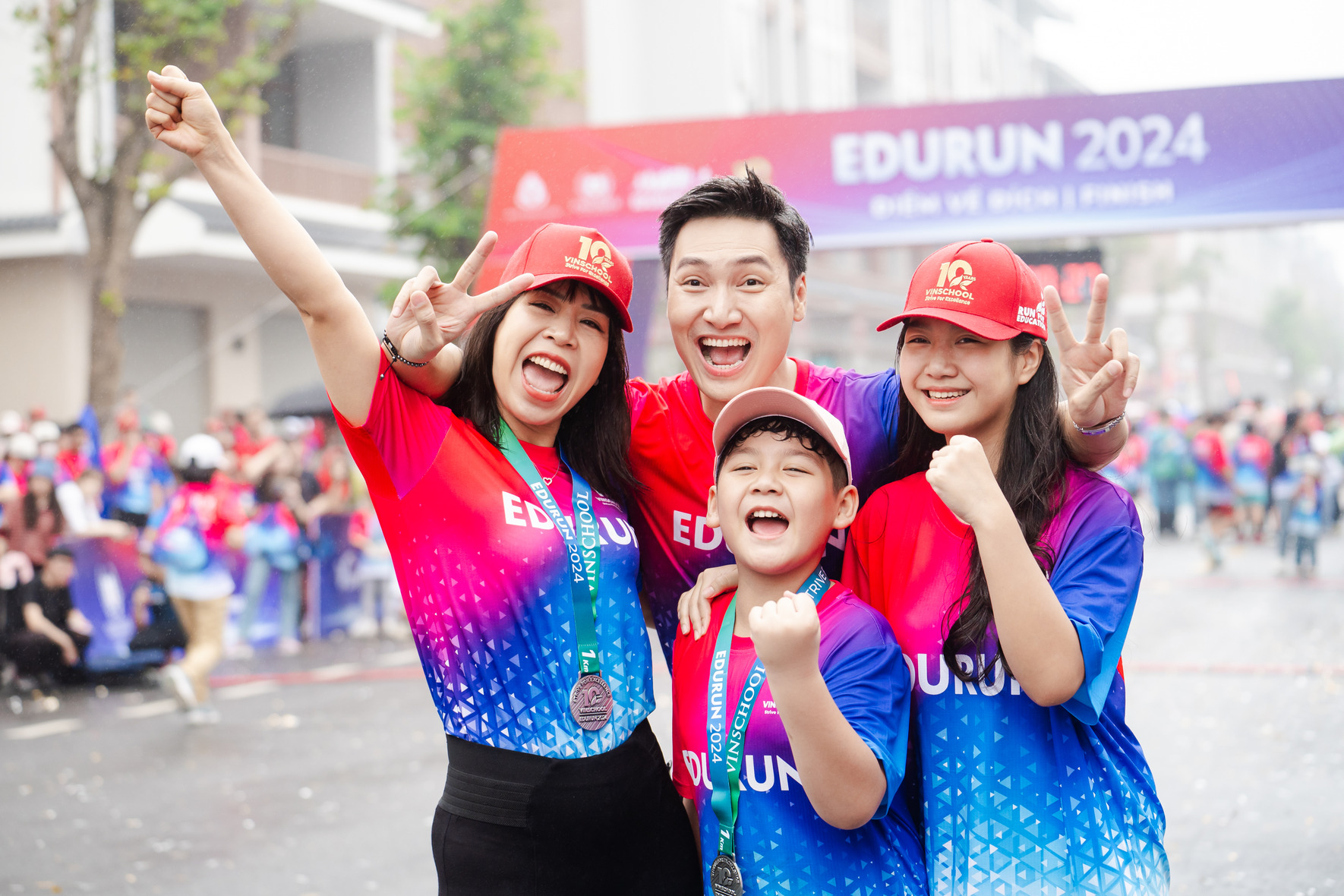EDURUN 2024: Quyên góp kỷ lục 5 tỷ đồng để xây trường vùng xa - ảnh 4