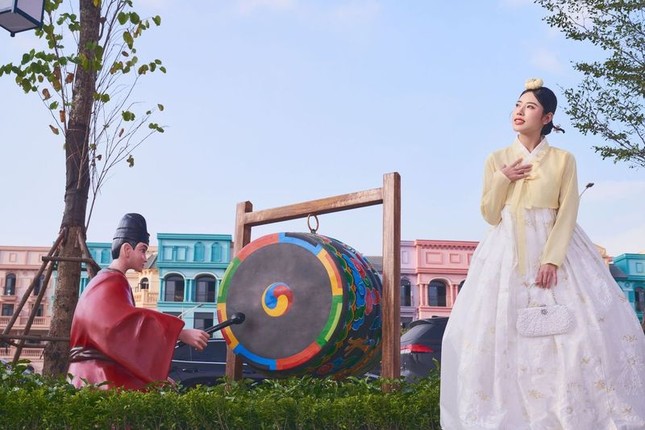 Top những điểm check-in đẹp 'quên lối về' tại phố Hàn K-Town ảnh 3