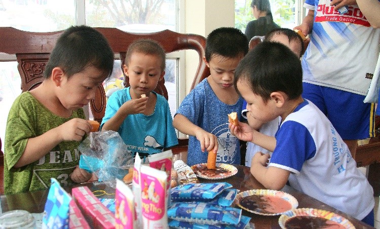 QUỐC TẾ THIẾU NHI SÔI NỔI, KHỞI ĐẦU MÙA HÈ NHIỀU HOẠT ĐỘNG LÝ THÚ CHO TRẺ EM - ảnh 2