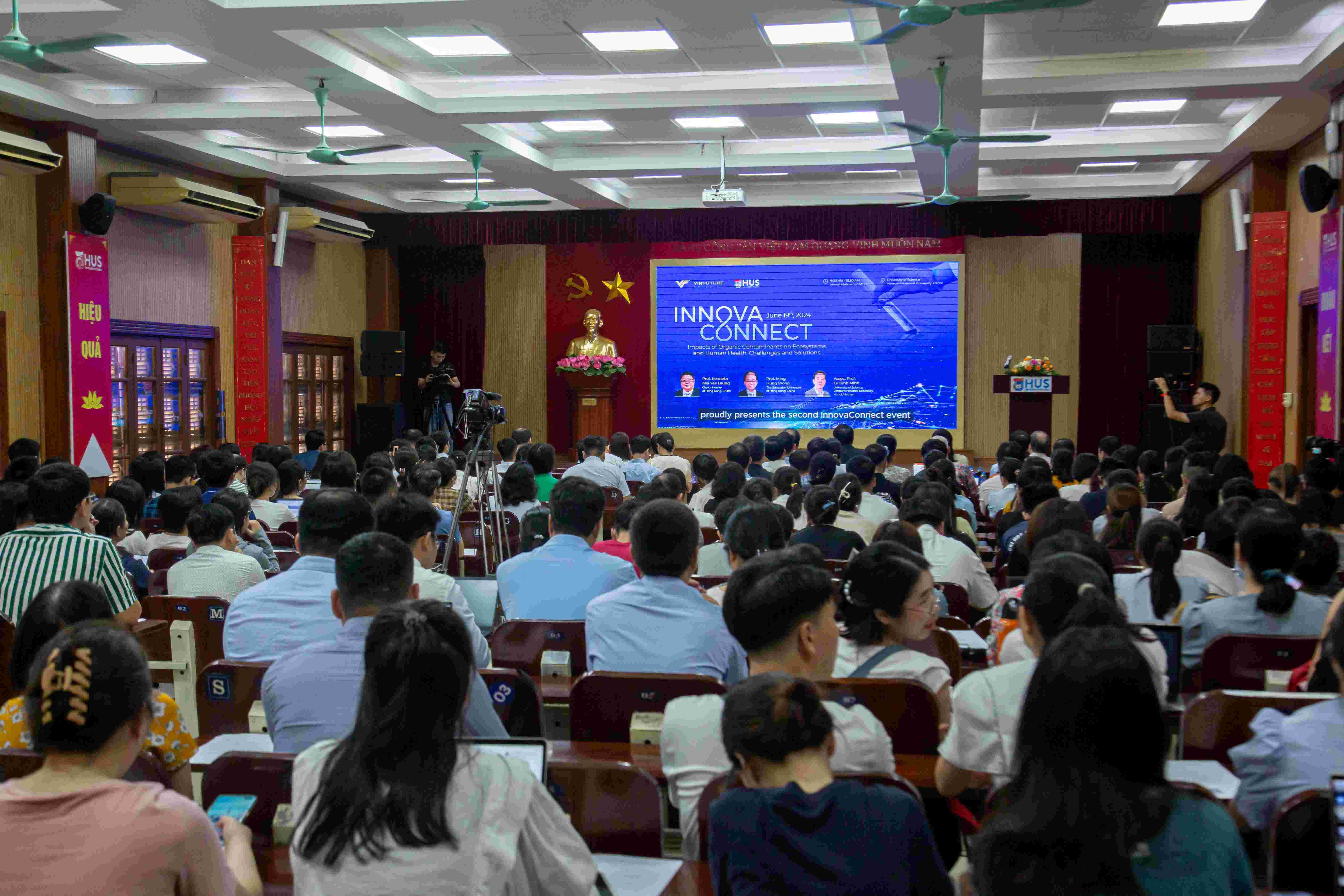 Chuyên gia quốc tế cảnh báo về mối đe dọa từ ô nhiễm hữu cơ tại Việt Nam - ảnh 1