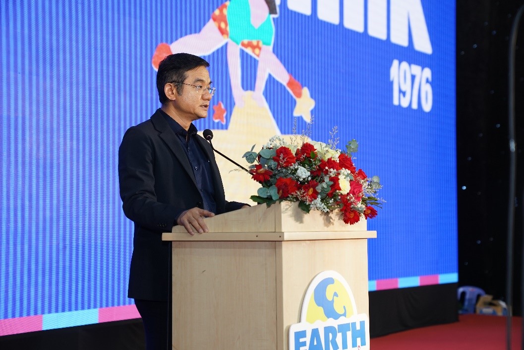 NHÀ VÔ ĐỊCH ROBOTACON WRO 2024 NHẬN GIẢI THƯỞNG “RAISING THE BAR” CỦA VINAMILK CHO DỰ ÁN ROBOT VÌ MÔI TRƯỜNG - ảnh 1