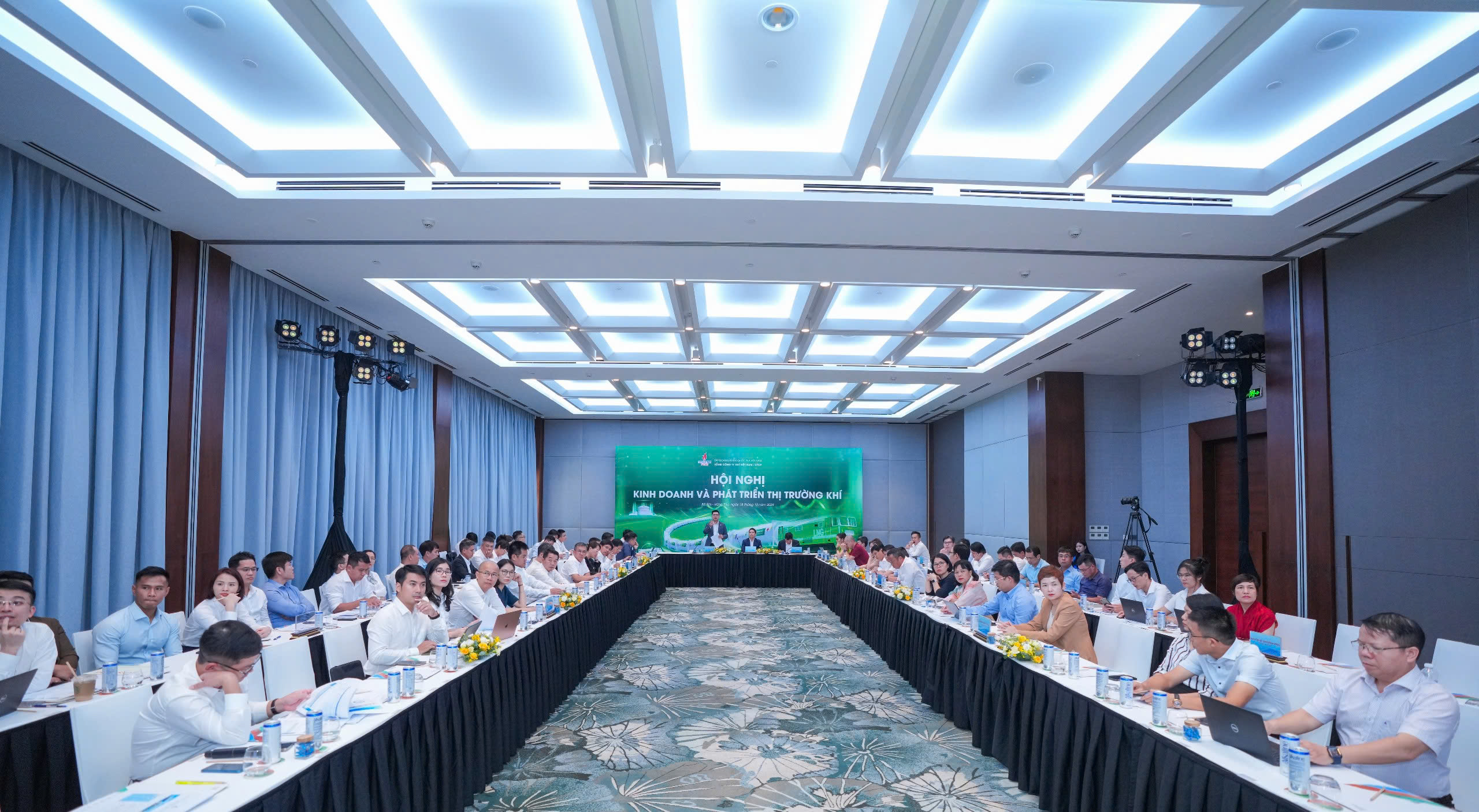 Năm 2024 PV GAS TRADING thiết lập nhiều kỷ lục kinh doanh, vươn tầm cao mới - ảnh 1