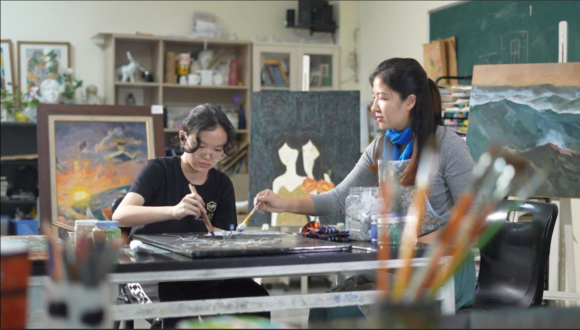Nhóm tài năng trẻ Vinschool tổ chức Triển lãm nghệ thuật “Nhân Dạng” - ảnh 6