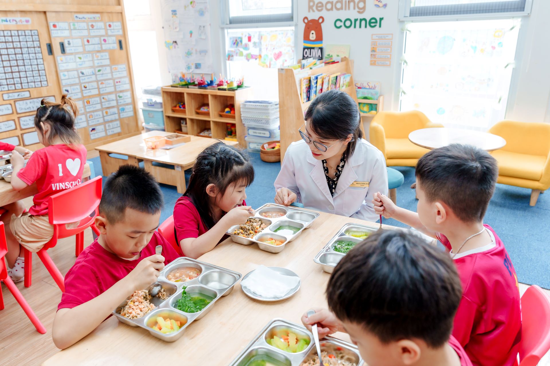 Vinschool và Vinmec ký thỏa thuận hợp tác toàn diện, nâng chuẩn chăm sóc sức khỏe mầm non cho hơn 15.000 học sinh - ảnh 4