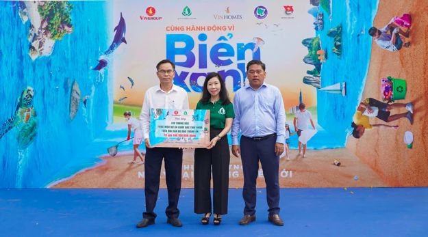 Gần 10.000 người vingroup và tình nguyện viên ra quân làm sạch bờ biển tại 28 tỉnh, thành phố - ảnh 7