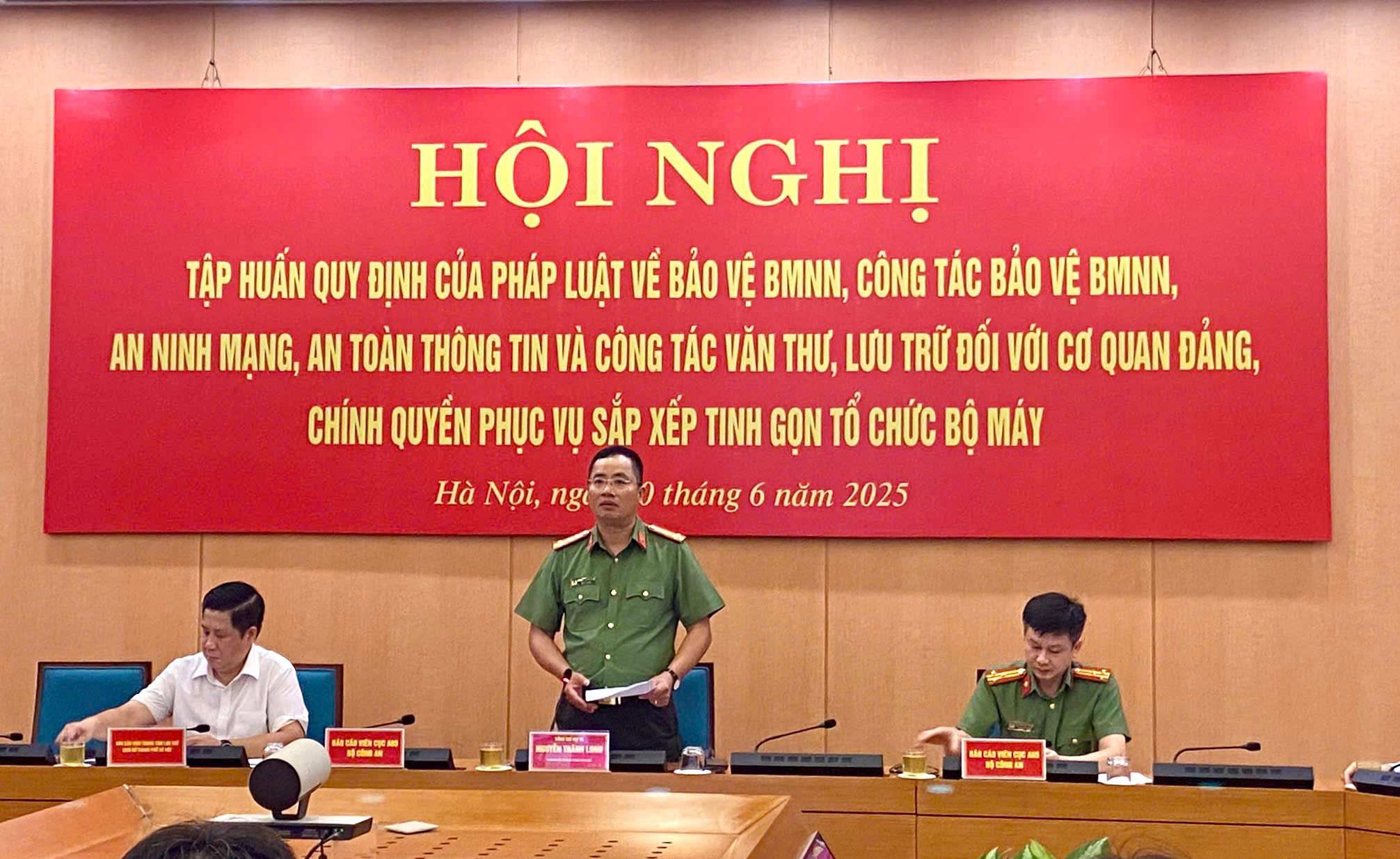 Hà Nội tổ chức tập huấn công tác bảo vệ bí mật nhà nước và an ninh thông tin - ảnh 5