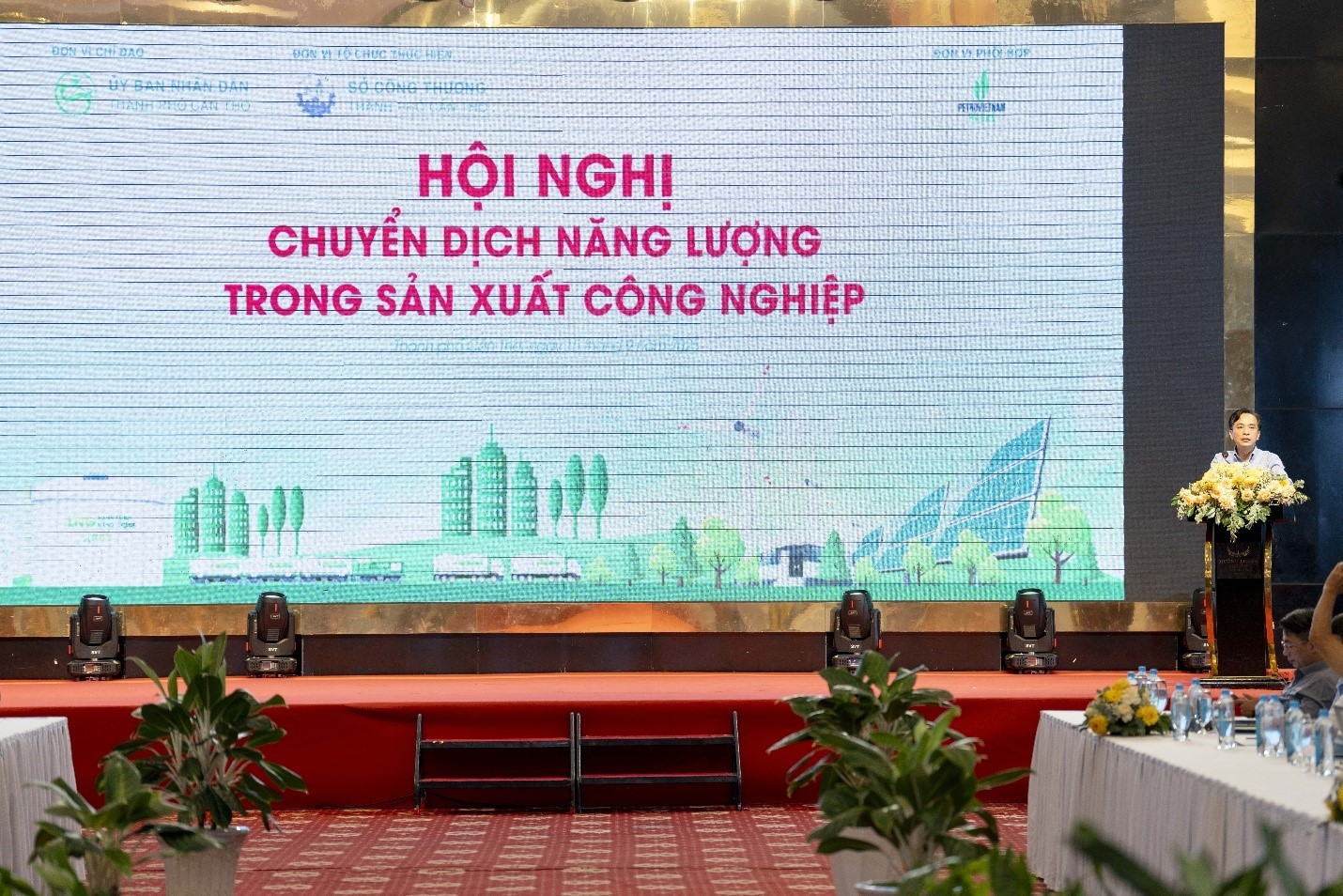 PV GAS tham dự Hội nghị chuyển dịch năng lượng trong sản xuất công nghiệp tại thành phố Cần Thơ - ảnh 3