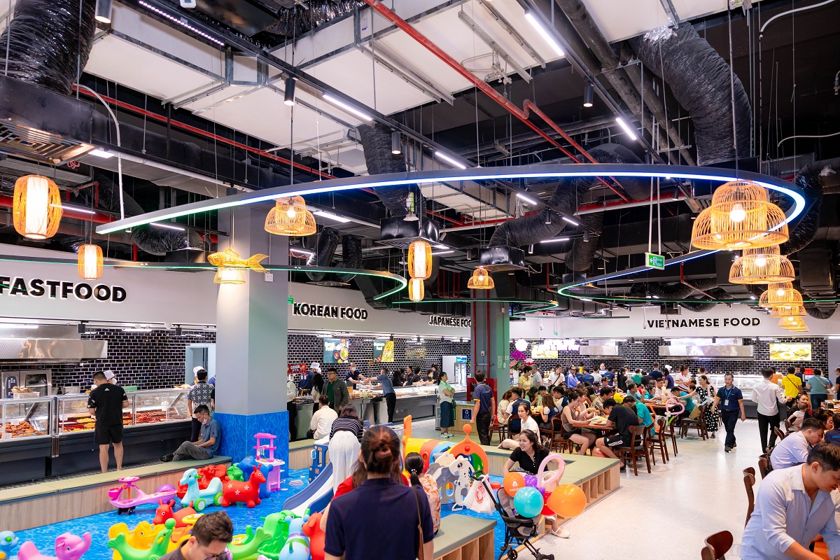 KHAI TRƯƠNG VINCOM MEGA MALL ROYAL ISLAND: BIỂU TƯỢNG MUA SẮM - ẨM THỰC – GIẢI TRÍ MỚI TẠI HẢI PHÒNG - ảnh 3