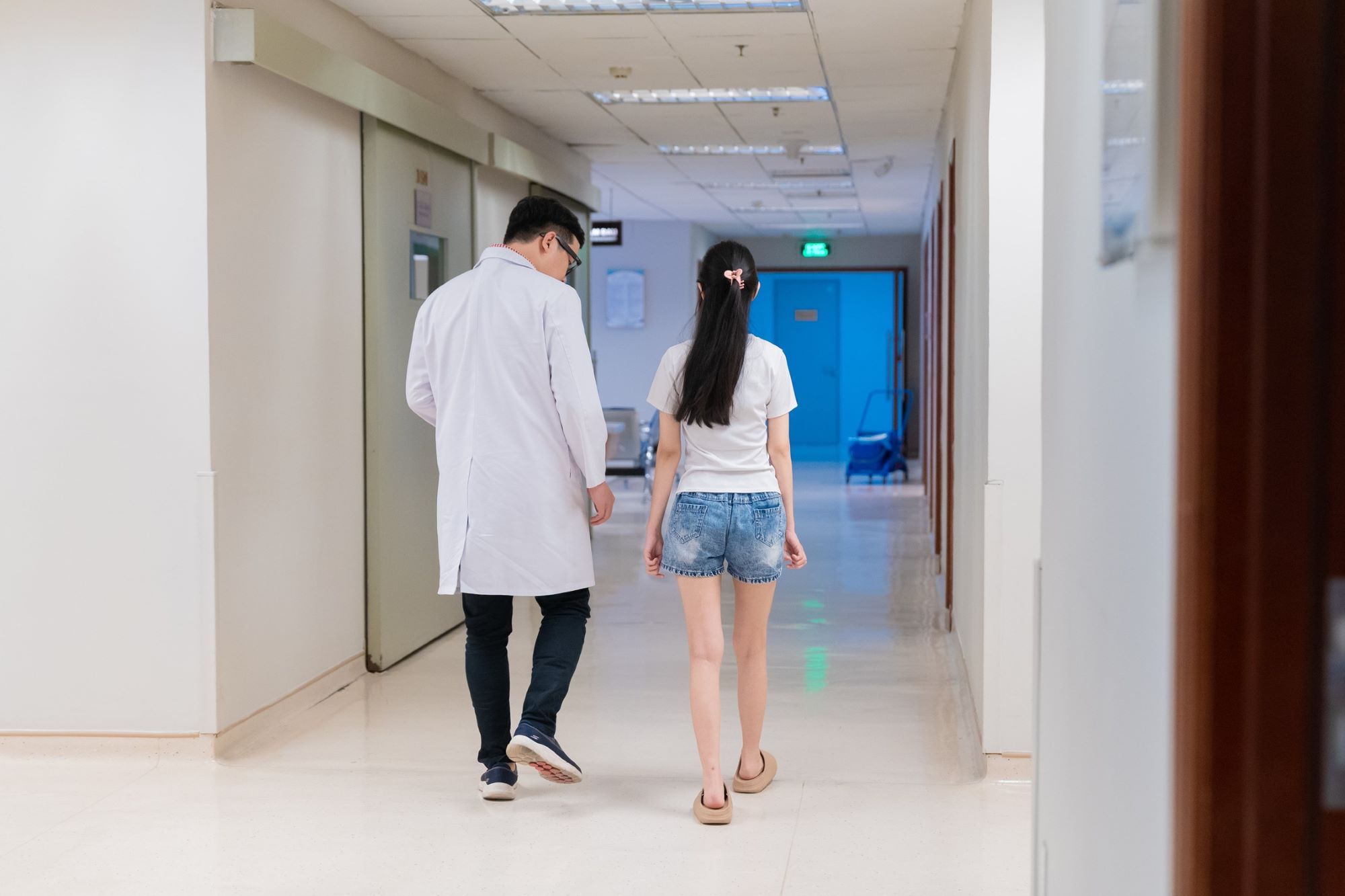 Bệnh nhi đầu tiên tại Việt Nam được thay thành công khớp háng bằng công nghệ in 3D - ảnh 2