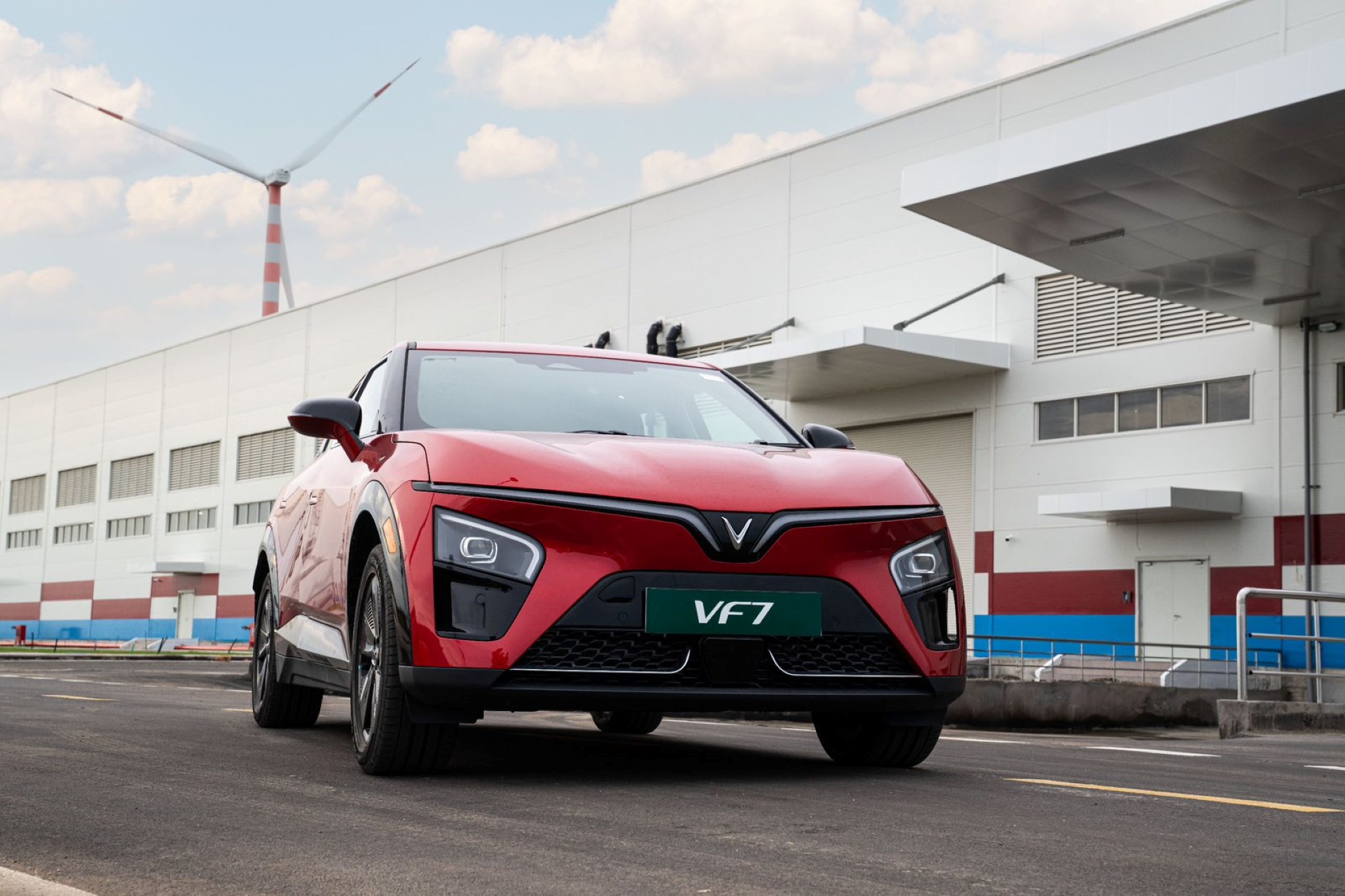 Báo Ấn Độ: VinFast được người tiêu dùng thực dụng ưa chuộng, có lợi thế cạnh tranh hơn Tesla - ảnh 3