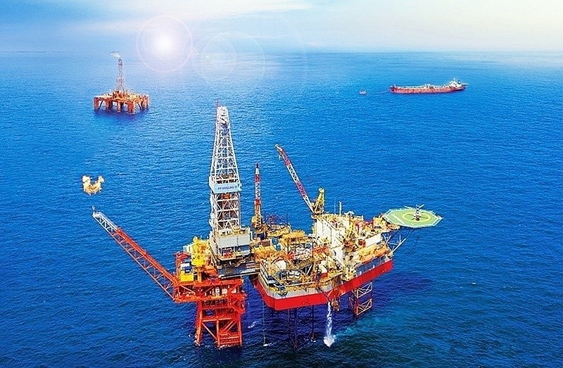 Vượt thách thức, 9 tháng năm 2025, Petrovietnam đạt doanh thu hợp nhất tăng trưởng 2 con số - ảnh 1