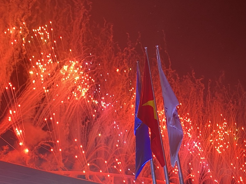 Những khoảnh khắc khó quên trên khán đài Lễ khai mạc SEA Games 31 - ảnh 5