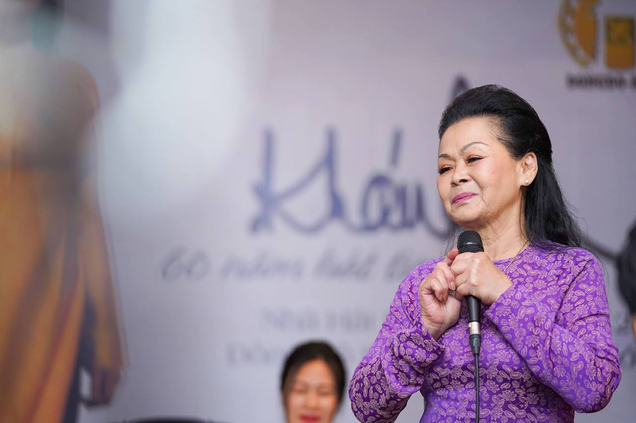 Khánh Ly làm tour diễn xuyên Việt chia tay khán giả - ảnh 1