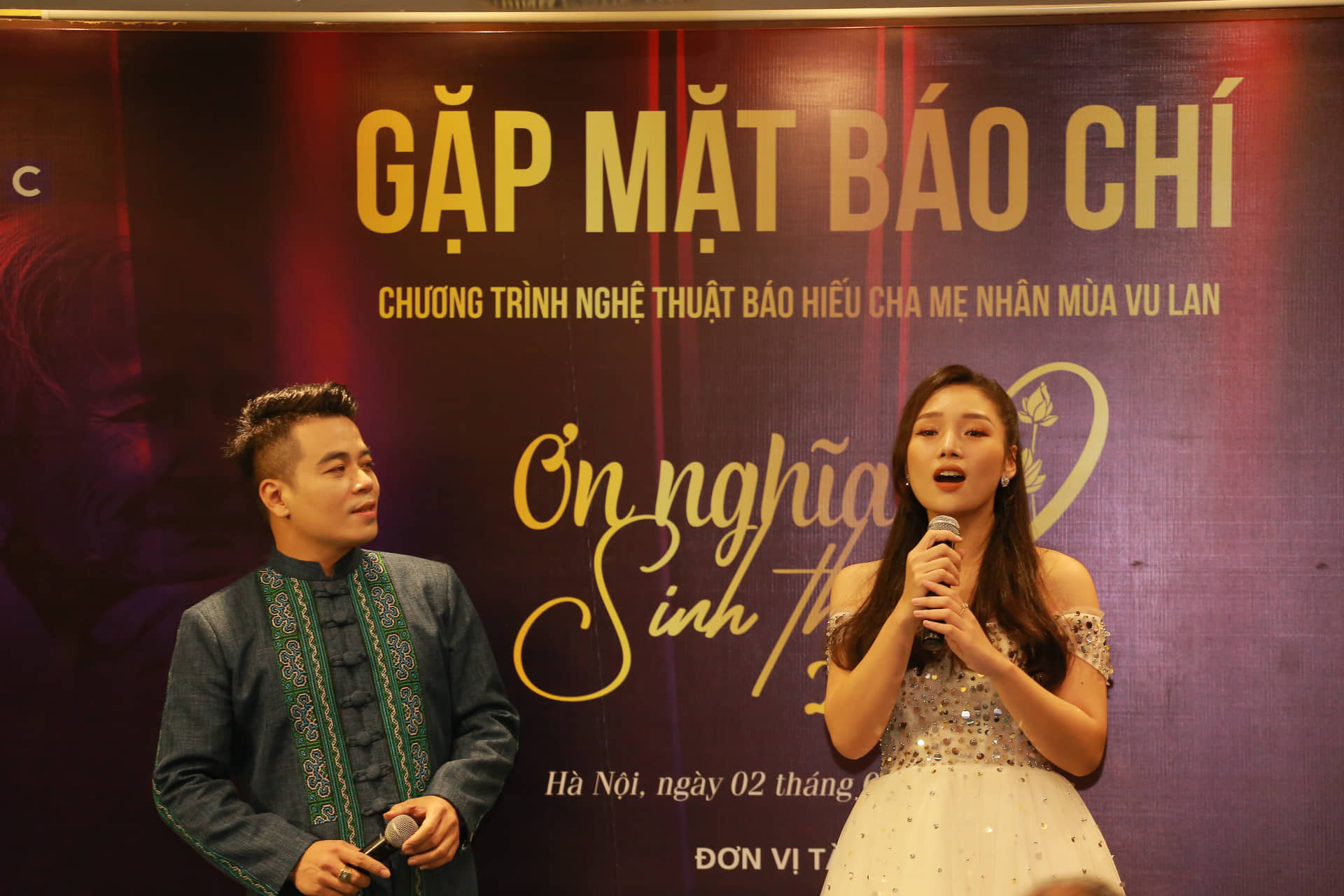 Đông đảo nghệ sĩ nổi tiếng hội tụ trong chương trình “Ơn nghĩa sinh thành 2022” nhân mùa Vu lan - ảnh 3
