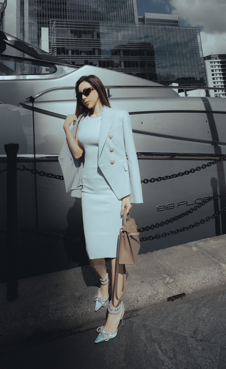 Hoa hậu Hoàng Dung mỗi ngày diện 1 set đồ trị giá cả tỷ đồng dự tuần lễ thời trang ở London - ảnh 6