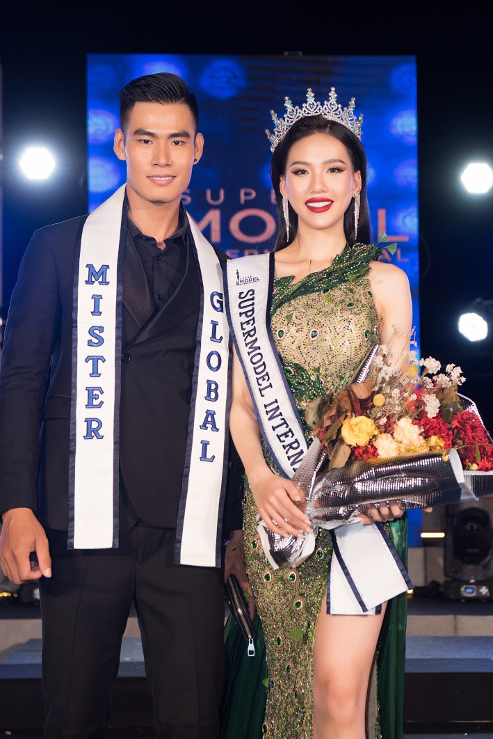 Siêu mẫu Bùi Quỳnh Hoa đăng quang Quán quân Super Model International 2022 - ảnh 5