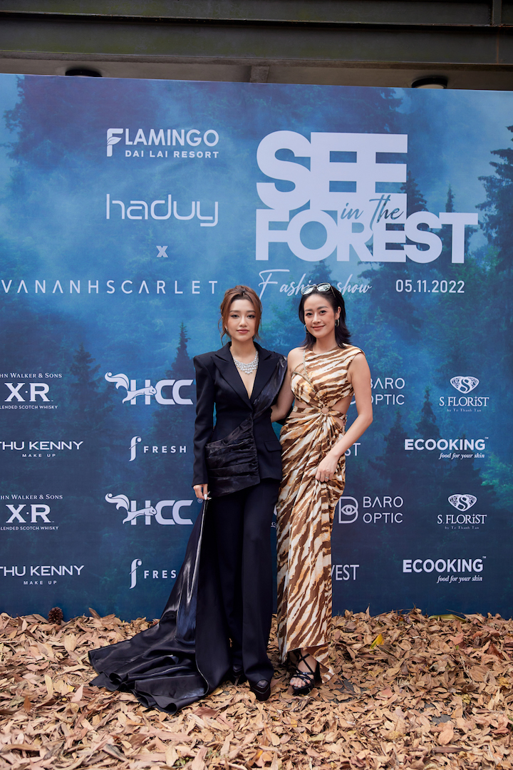 Dàn sao hội tụ giữa rùng thông dự show thời trang của Hà Duy, Vân Anh Scarlet - ảnh 2