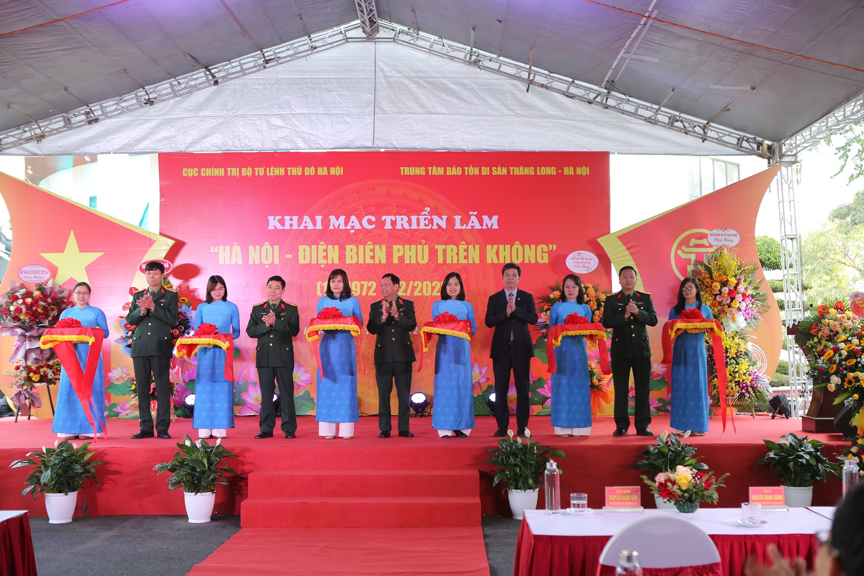 Triển lãm chuyên đề “Hà Nội- Điện Biên Phủ trên không” và cuộc hội ngộ của các nhân chứng lịch sử - ảnh 1