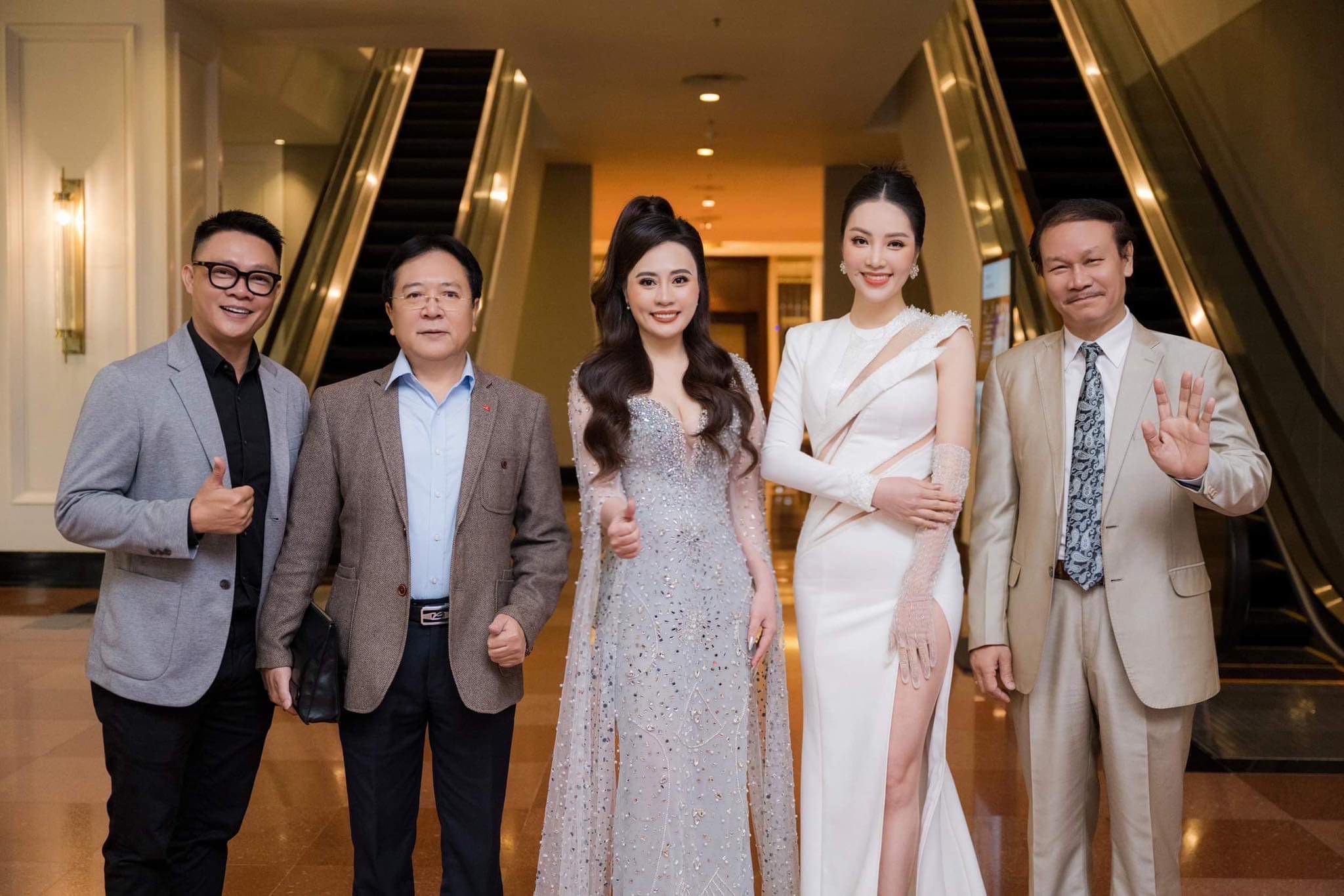 Nghệ sĩ Quang Tèo cổ vũ “vợ màn ảnh” Phan Kim Oanh tổ chức Mrs Grand Vietnam - ảnh 1