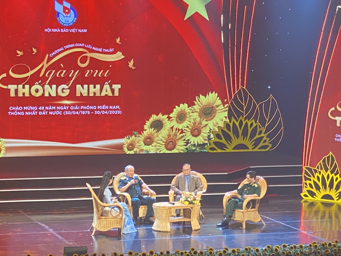 Xúc động những giai điệu thống nhất  - ảnh 4