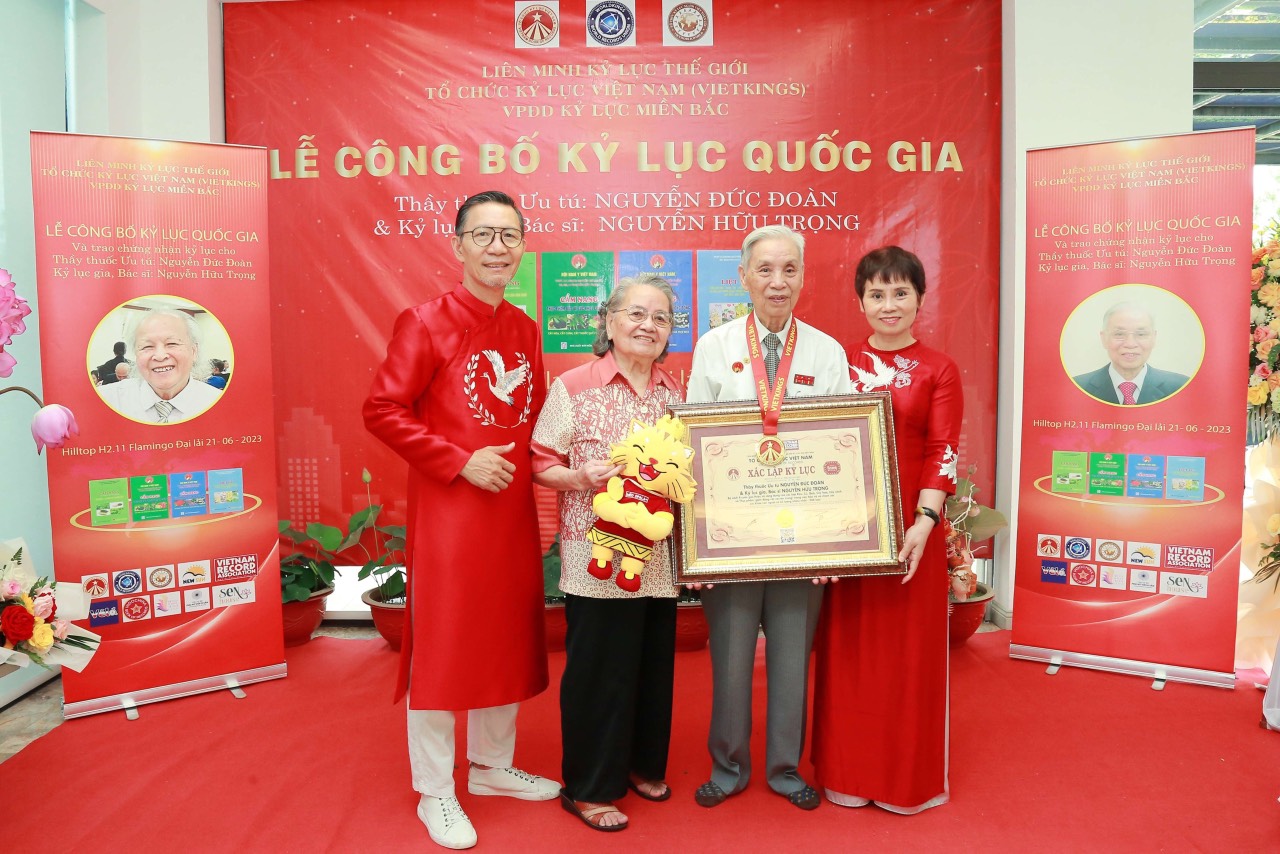 Bộ sách về rau, củ, quả và thực phẩm bảo vệ con người được xác lập kỷ lục - ảnh 2