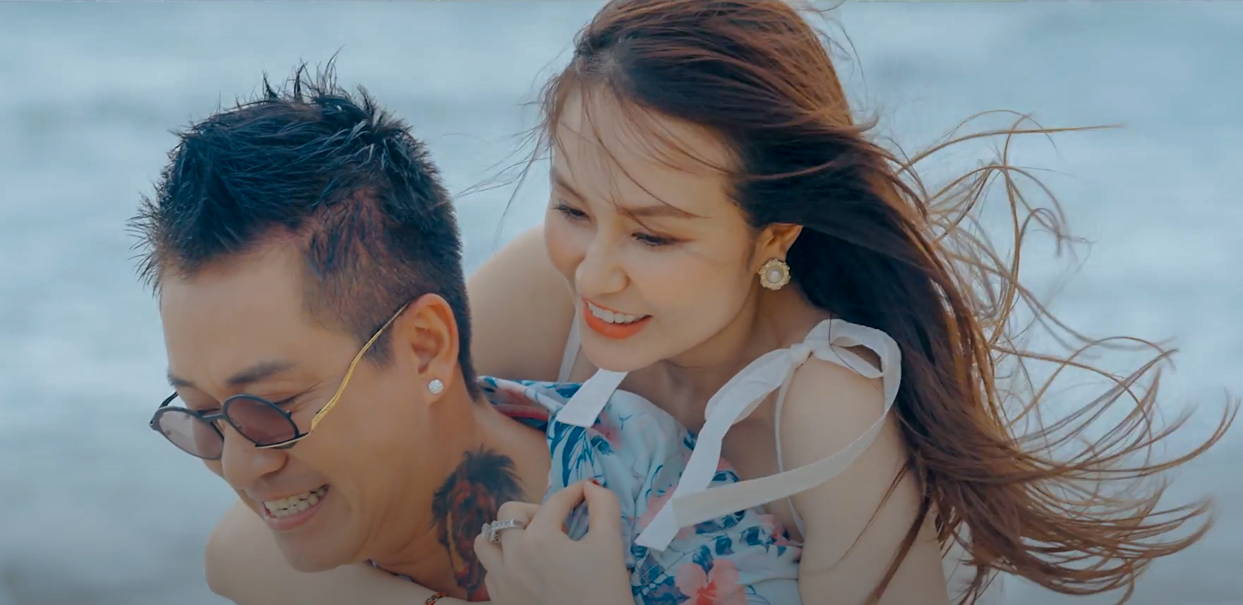 Gia đình Tuấn Hưng ngọt ngào trong MV kỷ niệm 10 năm ngày cưới - ảnh 4
